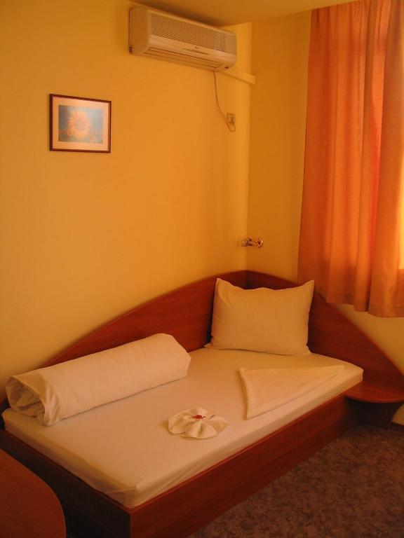 Family Hotel Familya Ruse Rum bild